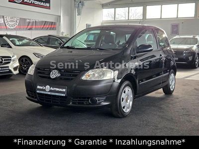 Gebraucht VW Fox 54 PS (39 kW) 2009 Schwarz Kleinwagen