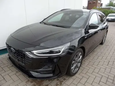 Gebraucht Ford Focus ST-Line X 155 PS (114 kW) 2024 Obsidianschwarz Kombi