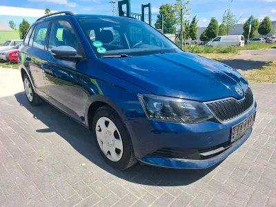 Gebraucht Skoda Fabia 90 PS (66 kW) 2015 Blau Kombi