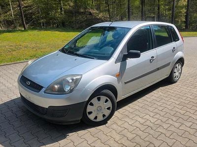 Gebraucht Ford Fiesta 60 PS (44 kW) 2006 Grau Kleinwagen