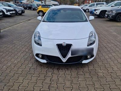 Gebraucht Alfa Romeo Giulietta Super 150 PS (110 kW) 2016 Weiß Kleinwagen
