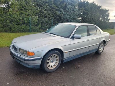 gebraucht BMW 735 i A -