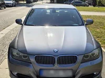 Gebraucht BMW 320 143 PS (105 kW) 2009 Limousine