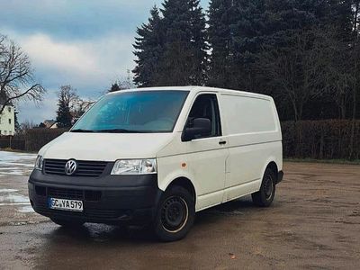 Weiß Gebraucht 2006 VW Transporter Van | 3.800 € (Etwas zu teuer)