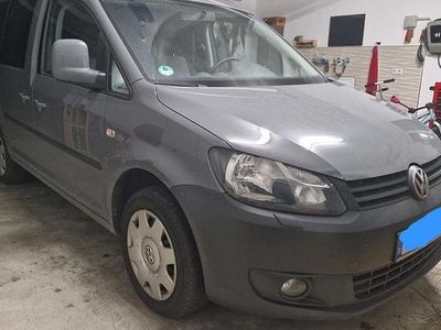 Grau Gebraucht 2011 VW Caddy Van / Kleinbus | 8.800 € (Fairer Preis)