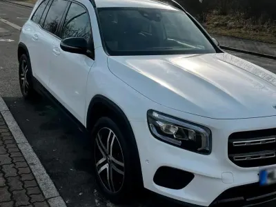 Gebraucht Mercedes GLB200 150 PS (110 kW) 2020 Weiß SUV