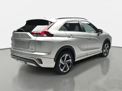 Usata Mitsubishi Eclipse Cross Select 188 CV (138 kW) 2025 Argento SUV