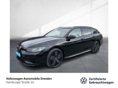 Second-hand VW Passat R-line 272 CP (200 kW) 2025 Negru Break