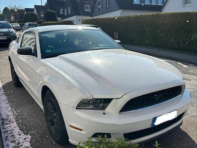 Gebraucht Ford Mustang 305 PS (224 kW) 2014 Weiß Coupé