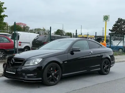 Używany Mercedes C250 204 KM (150 kW) 2012 Czarny Coupe