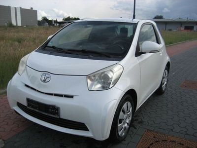 Toyota iQ