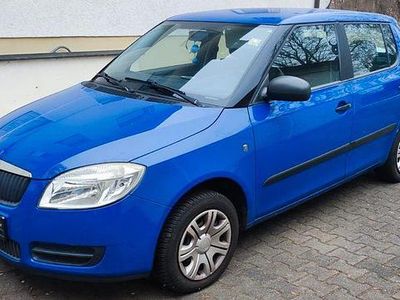 Blau Gebraucht 2009 Skoda Fabia Limousine | 2.999 € (Fairer Preis)