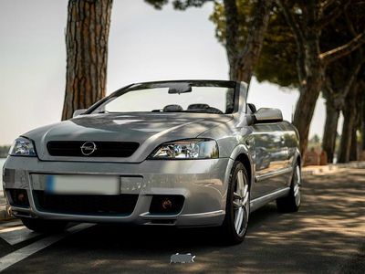 Gebraucht Opel Astra Cabriolet 147 PS (108 kW) 2001 Grau Cabrio