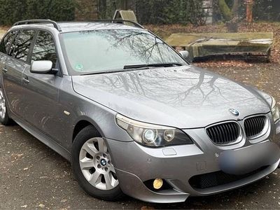 Gebraucht BMW 530 M Sport 235 PS (172 kW) 2007 Grau Kombi
