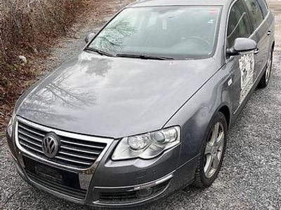 Gebraucht VW Passat 250 PS (183 kW) 2006 Grau Kombi