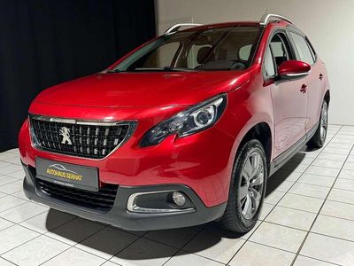 Gebraucht Peugeot 2008 Active 82 PS (60 kW) 2017 Rot SUV