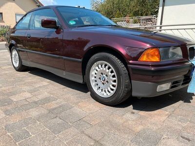 gebraucht BMW 318 iS Coupe E36