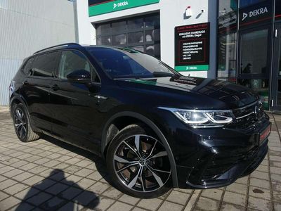 Gebraucht VW Tiguan Allspace R-line 245 PS (180 kW) 2023 Deep black perleffek (metallic) SUV