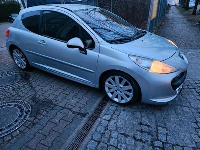 gebraucht Peugeot 207 Benzin TÜV neue Klima