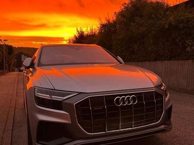 Gebraucht Audi Q8 S-Line 286 PS (210 kW) 2019 Silber SUV