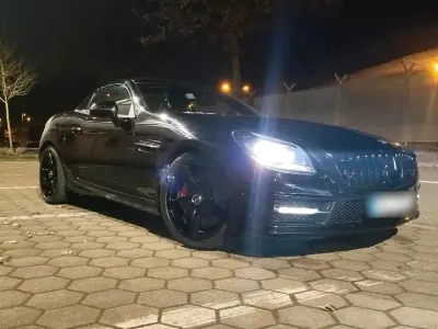 Gebraucht Mercedes SLK200 183 PS (134 kW) 2011 Schwarz Cabrio