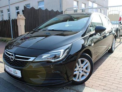 Gebraucht Opel Astra 105 PS (77 kW) 2017 Schwarz Limousine