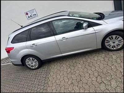 Gebraucht Ford Focus Business Edition 2016 Silber Kombi