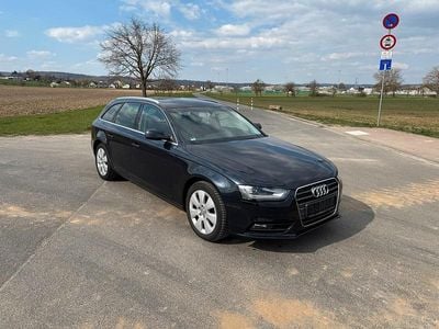 Gebraucht Audi A4 204 PS (150 kW) 2012 Blau Kombi