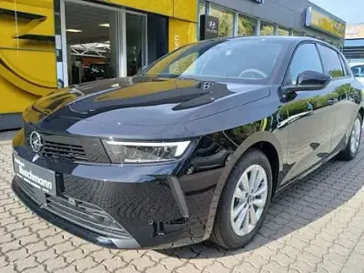 Gebraucht Opel Astra Edition 130 PS (95 kW) 2025 Schwarz Limousine