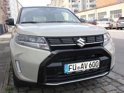 Second-hand Suzuki Vitara Comfort+ 110 CP (80 kW) 2025 Negru SUV