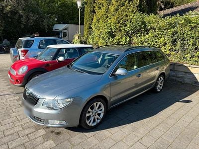 Second-hand Skoda Superb Family 170 CP (125 kW) 2012 Gri Break