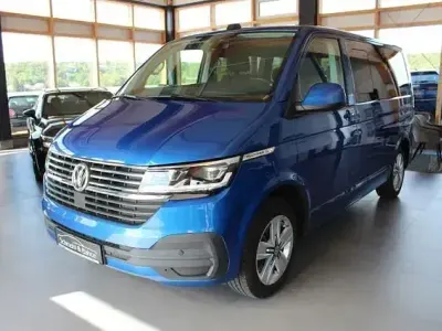 Gebraucht VW Multivan Comfortline 204 PS (150 kW) 2023 Blau Van / Kleinbus