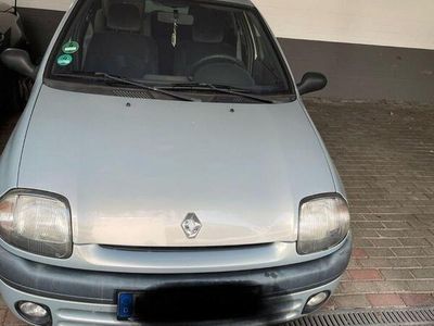 Renault Clio II