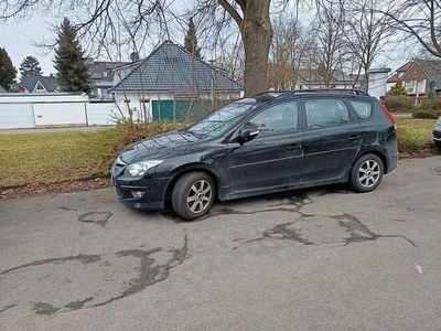 Gebraucht Hyundai i30 Classic 90 PS (66 kW) 2011 Schwarz Kombi