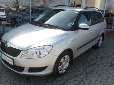 Gebraucht Skoda Fabia Comfort 105 PS (77 kW) 2011 Silber metallic Kleinwagen
