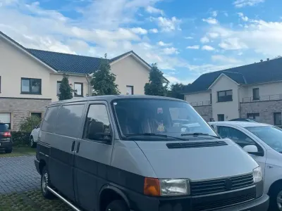 Gebraucht VW T4 60 PS (44 kW) 1993 Grau Van