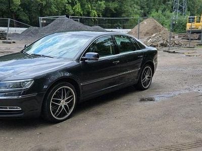 VW Phaeton