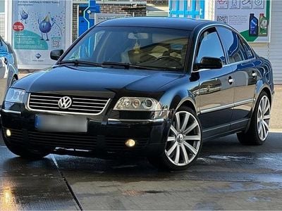 Schwarz Gebraucht 2002 VW Passat Limousine | 3.250 € (Fairer Preis)