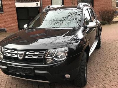 Schwarz Gebraucht 2014 Dacia Duster Lauréate SUV | 5.900 € (Fairer Preis)