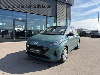 Nuova Hyundai i10 63 CV (46 kW) 2025 Verde Utilitaria