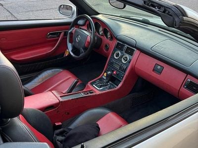 Mercedes SLK230