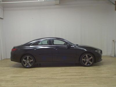 Mercedes CLA180
