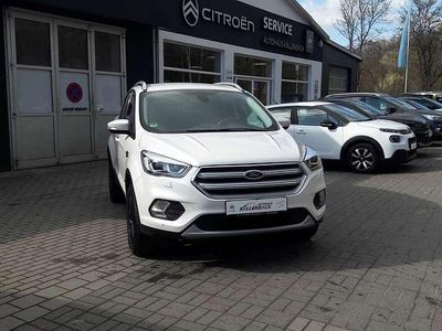 Gebraucht Ford Kuga Titanium 175 PS (128 kW) 2018 Arktisweiß (metallic) SUV