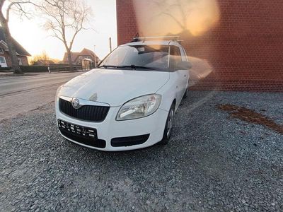 Gebraucht Skoda Roomster 69 PS (50 kW) 2007 Weiß Van / Kleinbus