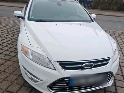 Weiß Gebraucht 2014 Ford Mondeo Titanium Kombi | 6.600 € (Fairer Preis)