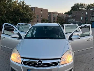 Gebraucht Opel Astra 110 PS (80 kW) 2007 Silber Kombi