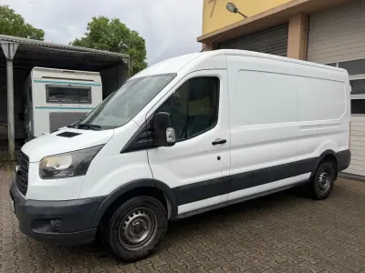 Gebraucht Ford Transit Trend 131 PS (96 kW) 2017 Weiß Van / Kleinbus