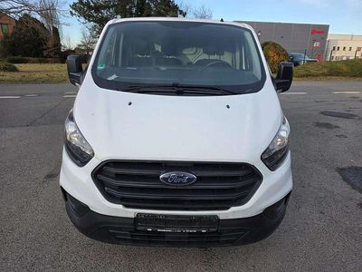 Gebraucht Ford Transit Custom 105 PS (77 kW) 2018 Frostweiß Van / Kleinbus