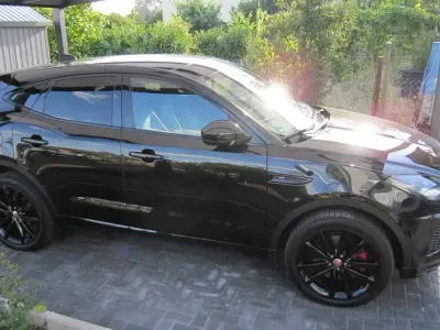 Gebraucht Jaguar E-Pace R-Dynamic 300 PS (220 kW) 2018 Schwarz SUV