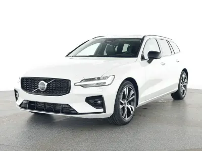 Używany Volvo V60 Ultra 197 KM (144 kW) 2025 Biały Kombi